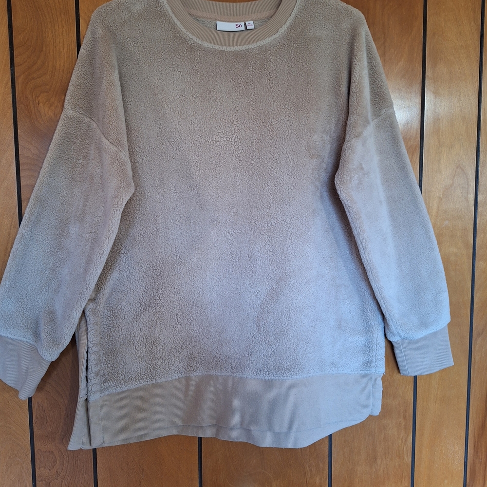 SO Warm Beige Fleece Pullover